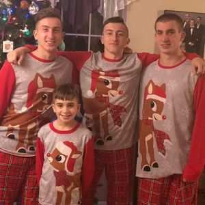 Meet your Posher, Elaine